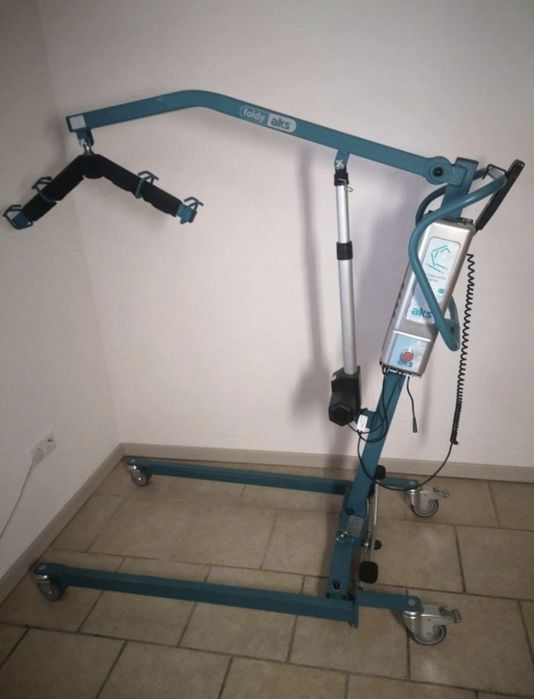 Lift/macara pt pacienți, persoane bolnave cu dizabilități , AkS