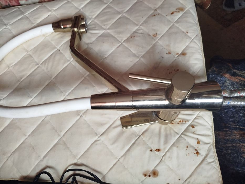 Продается смеситель.