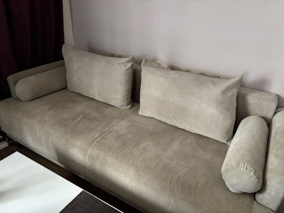 Продавам диван с функция сън и ракла – Mömax