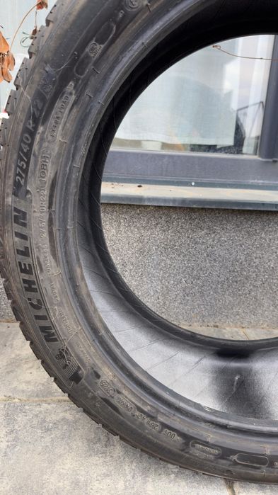 Michelin x-ice 275/40R22
