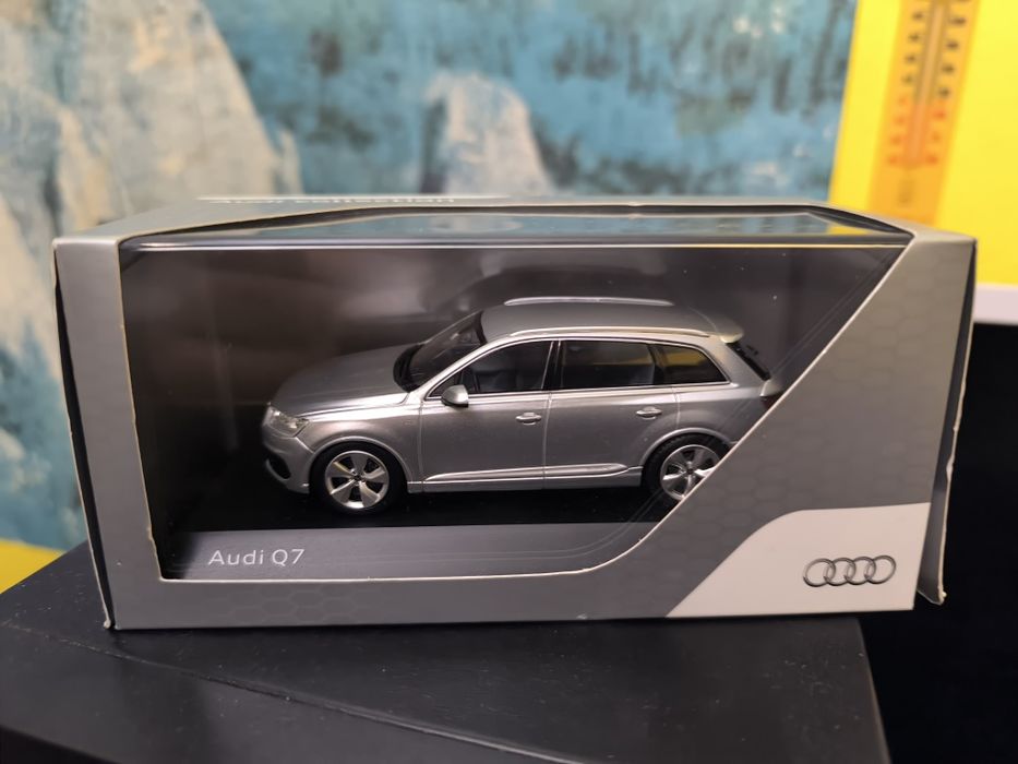 Колекционерски колички в различни мащаби. 1:43,1:38,1:24