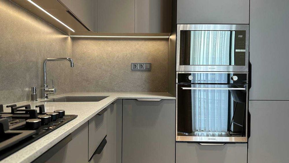 Сдаётся новая 2х комнатная квартира в элит жк Tiara Residence.