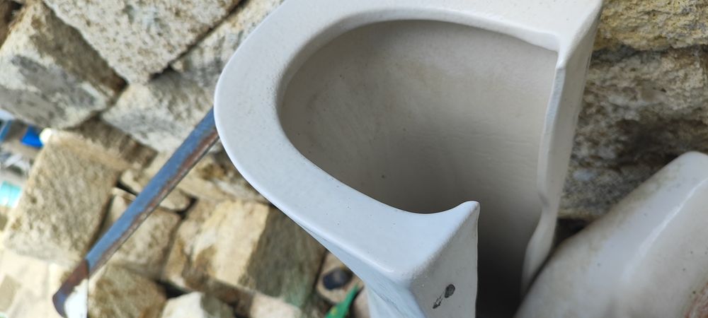 Раковина с пъедесталом