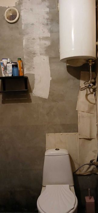 Продавам едностаен апартамент кв."Пинета" ул.Калиакра