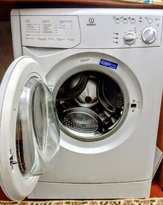 Продам стиральную машинку INDESIT 3-х килограммовую.