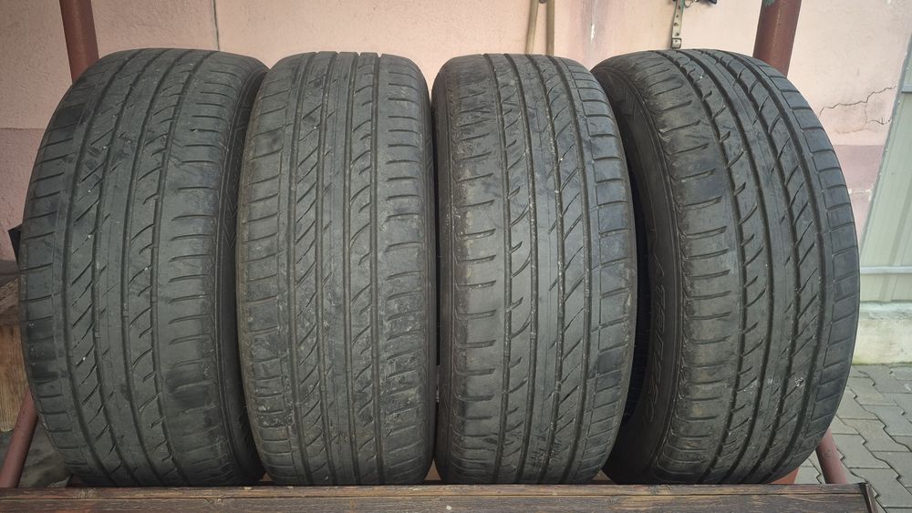 4 cauciucuri(225 55 R18) vară