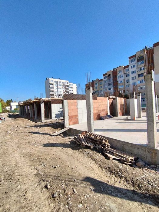 Продава се Тристаен апартамент в Търговище, Запад 3 - 87 кв.м за 510 €/кв.м - Снимка #15