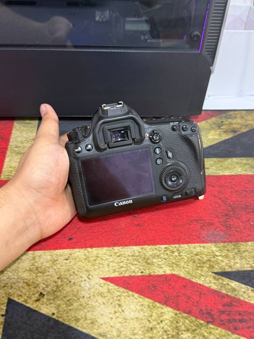 Фотокамера CANON 6D