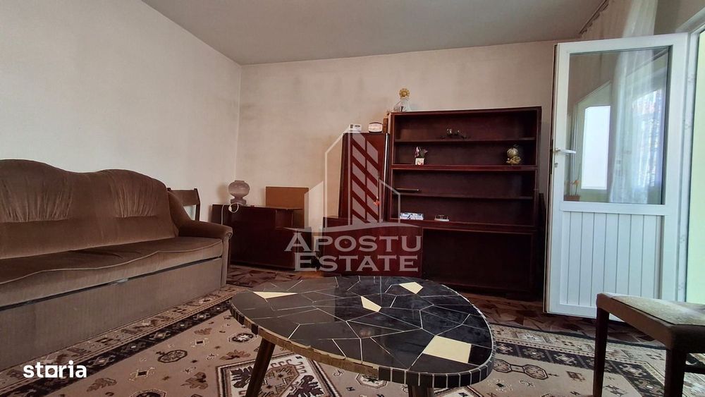 Apartament 3 camere la parter – ideal locuinta sau afacere,