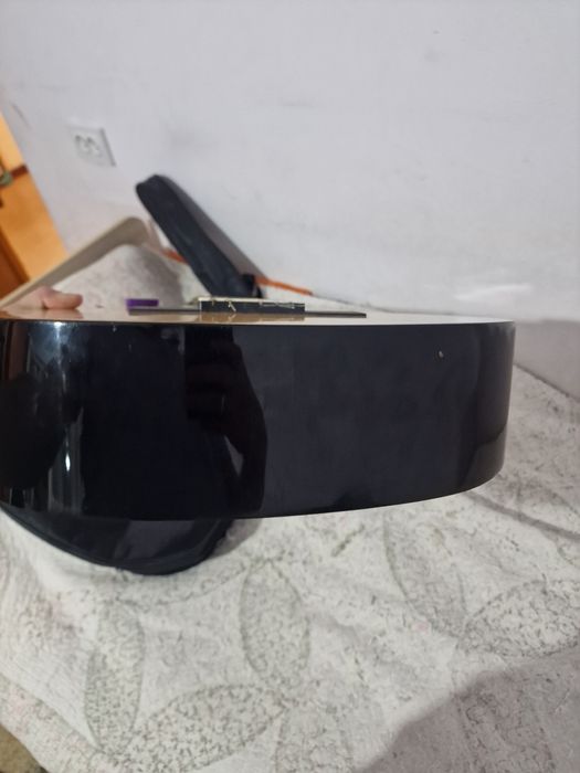 Продаётся гитара