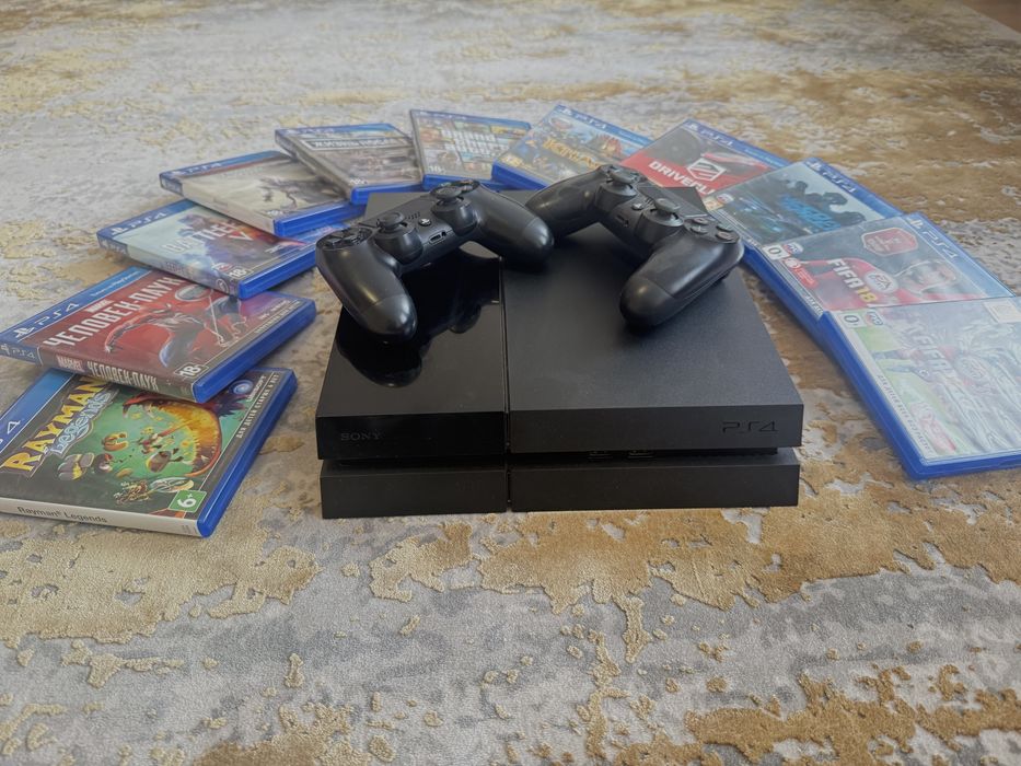 ps4,11 игр,2 геймпада