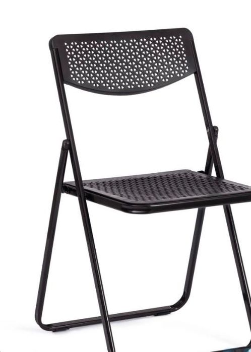 Стулья пластиковые для кафе