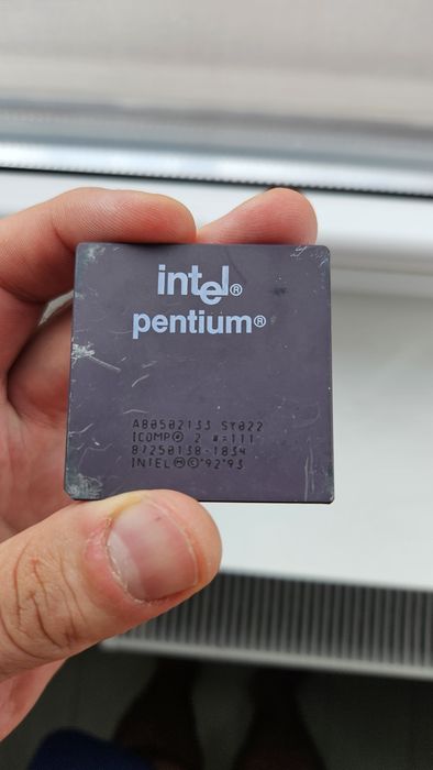 Placa de baza Amptron PM8600 cu Procesor Pentium 1