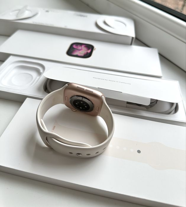 Apple iWatch 11 Gold 42mm 100%