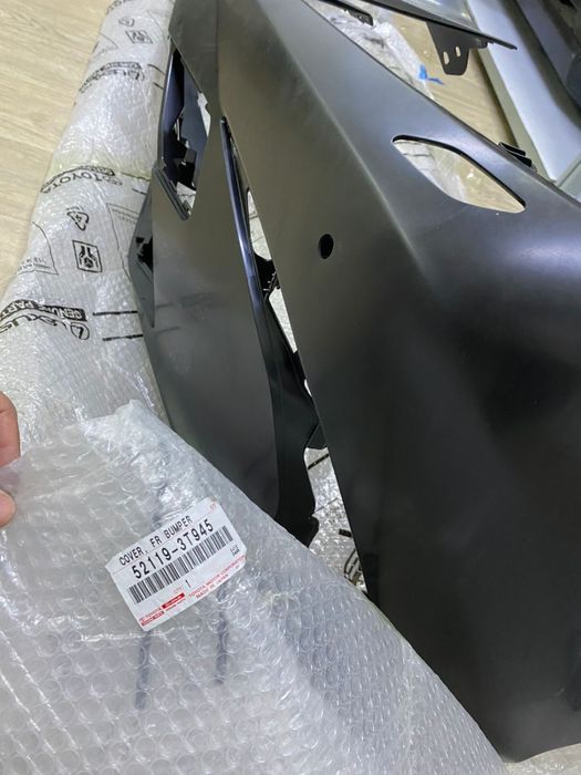 Бампер передний оригинал Лексус ЕС Lexus ES