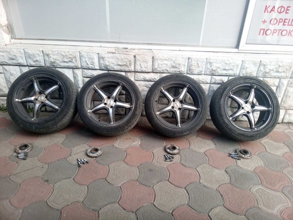 17 4х100 лети джанти MVK с гуми