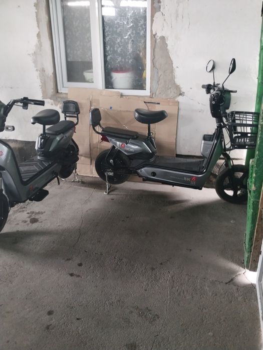ПРАДАМ два электроскутера