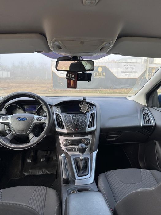 Ford Focus 2013  3300 Euro
