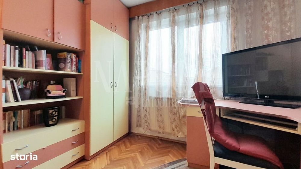 Apartament 4 camere de vanzare in Rogerius Oradea, Oradea