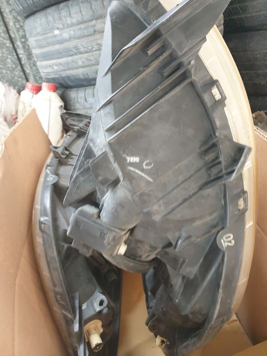 Фары тойота ярис