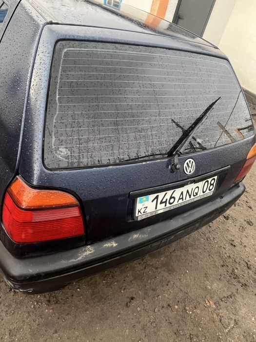 Volkswagen Golf 3 Сатылады