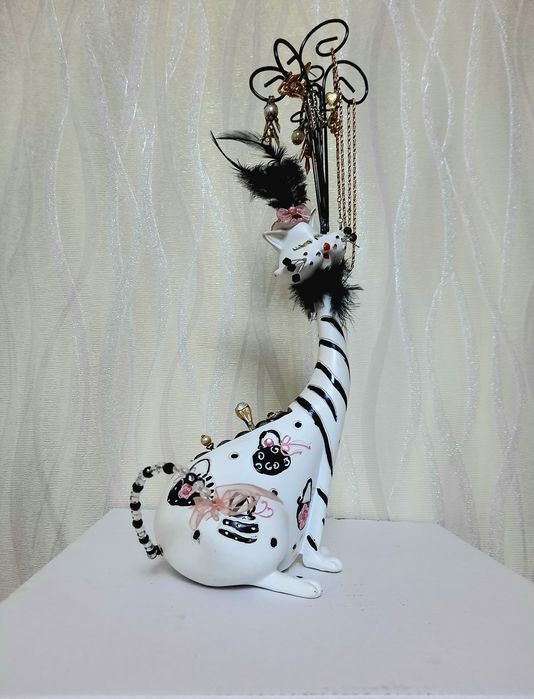 Стойка для украшений Подарок