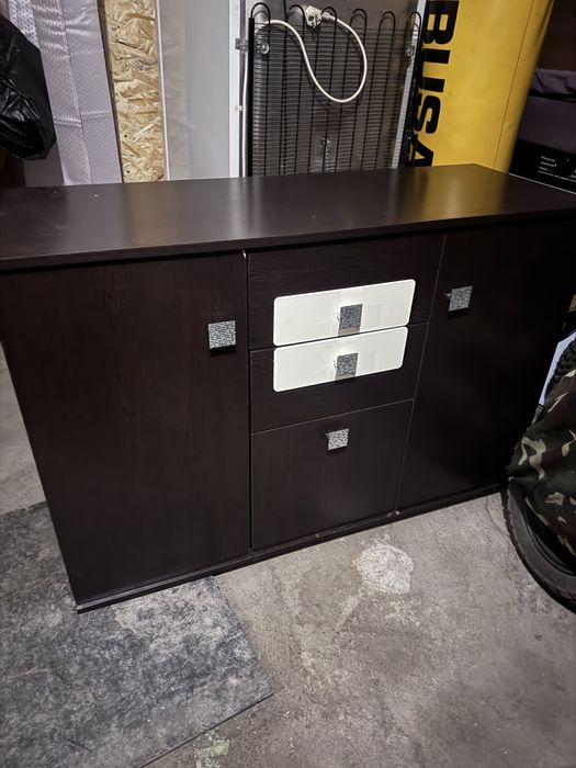 Мебель шкаф холодильник комод