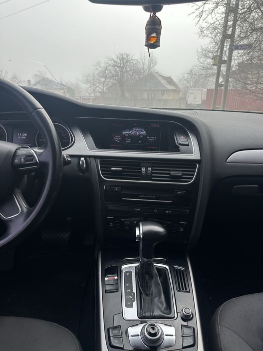 Vând Audi A4 S-line cutie de viteza automata