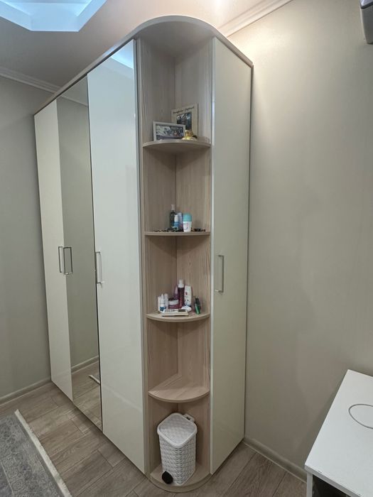 Шкаф для одежды в спальню