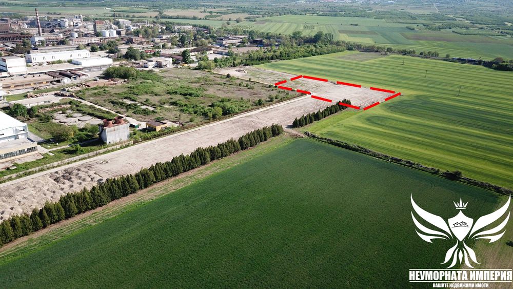 Продавам земя 8000кв.м. преди КЦМ на пета линия към Асеновград