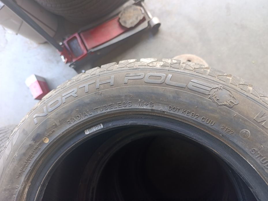 Зимни гуми MOMO   225/55/16R