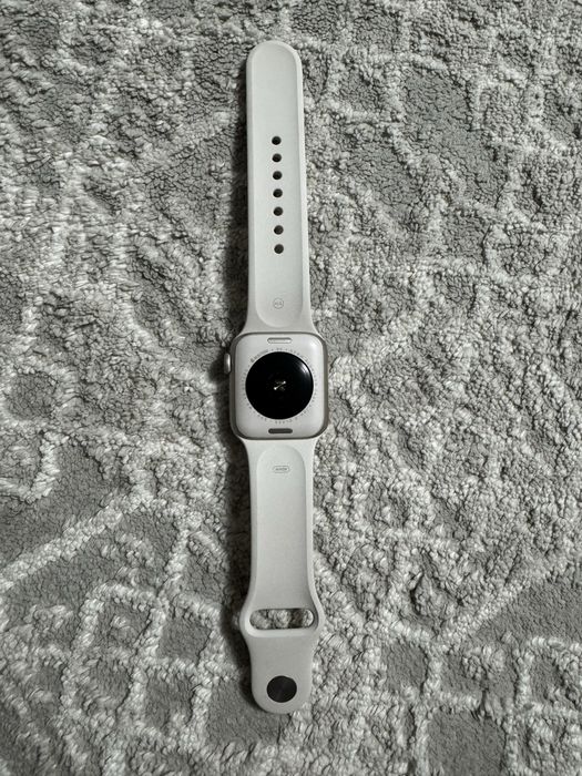 Apple watch SE 3, 64 гб