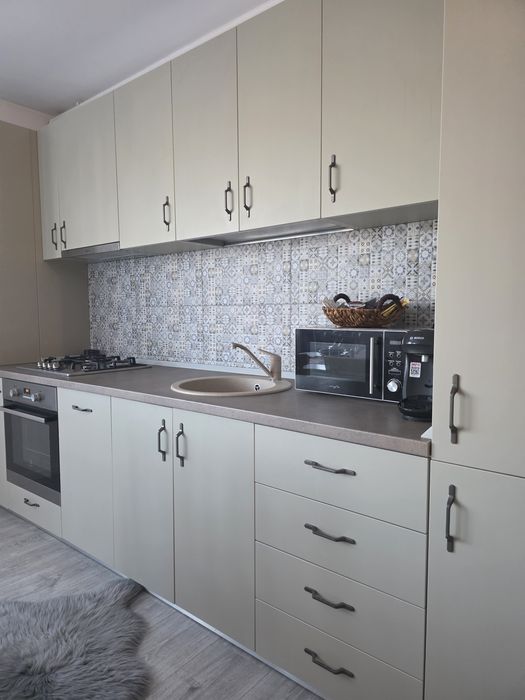 Închiriez apartament 2 camere proprietar