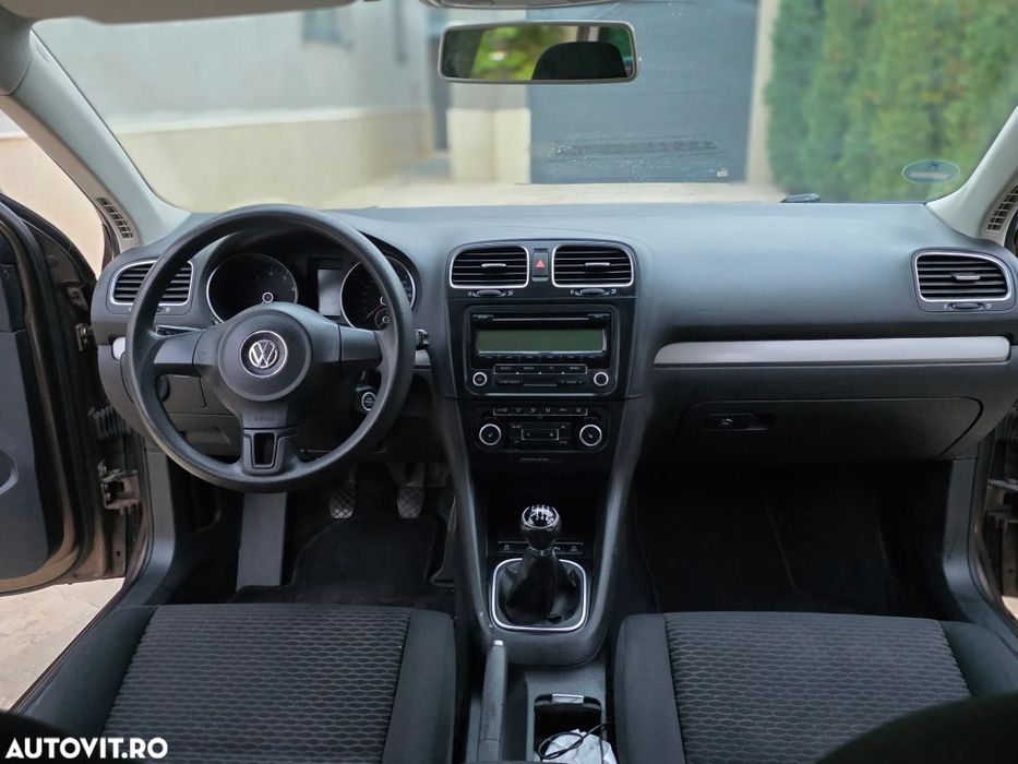 VOLKSWAGEN Golf 2011 — imagine 5
