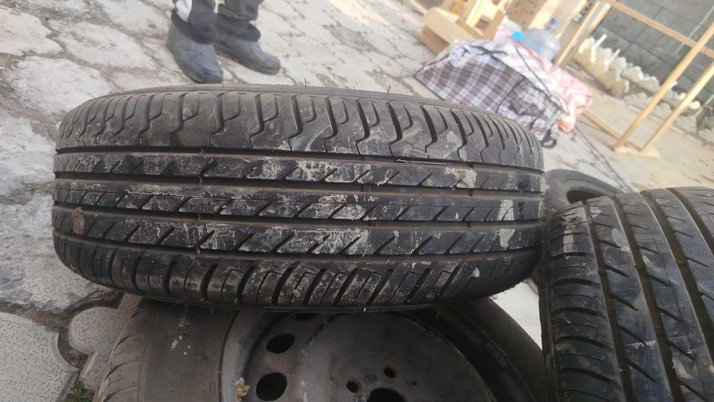 Шины с дисками продам
