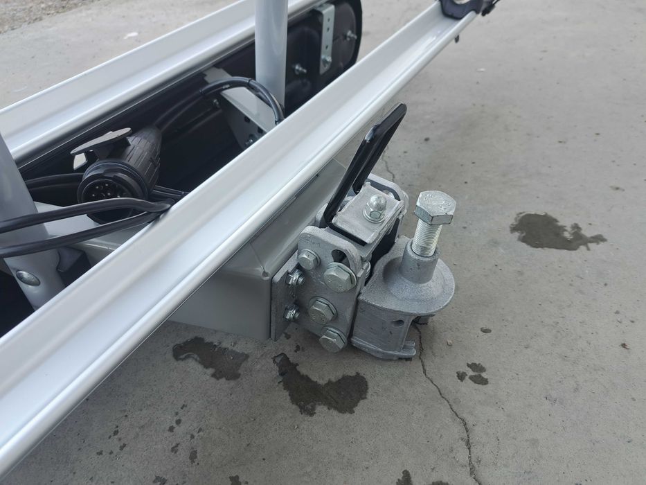 Багажници за велосипеди за теглич - чупещи се !!!