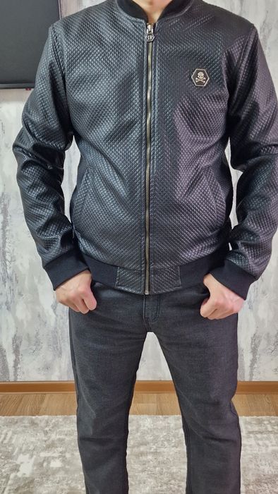 Кожаная куртка, продам.