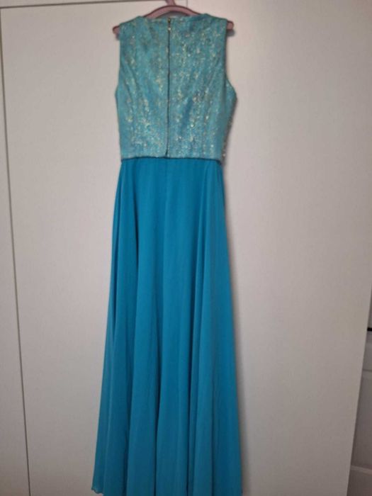 Продам красивое платье. Торг