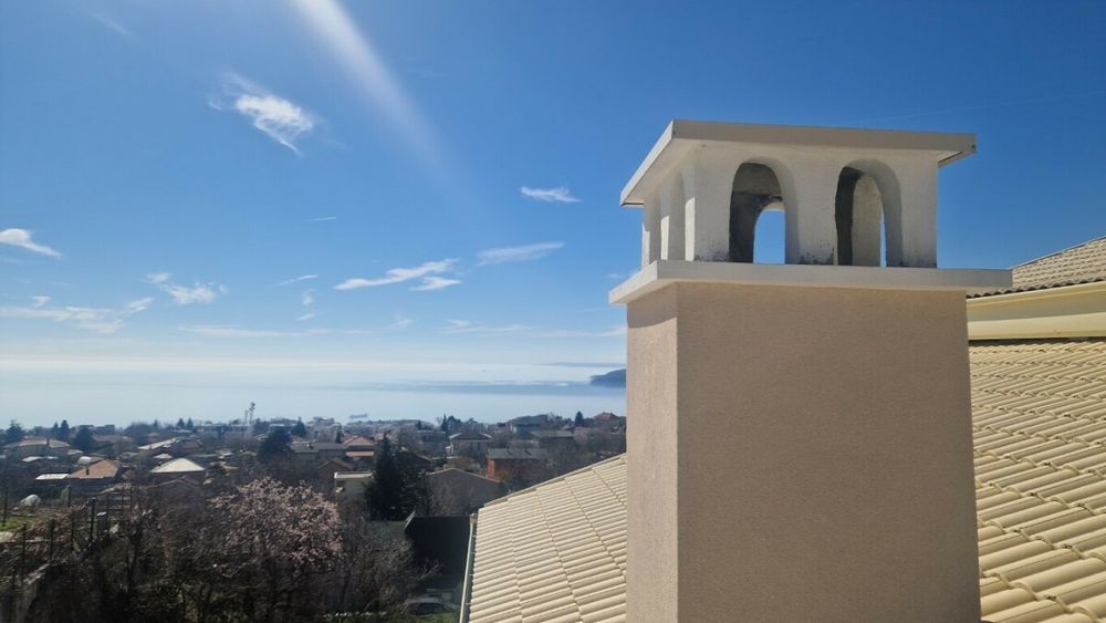 Продава се Къща в Варна, м-т Акчелар - 430 кв.м за 890 €/кв.м - Снимка #1