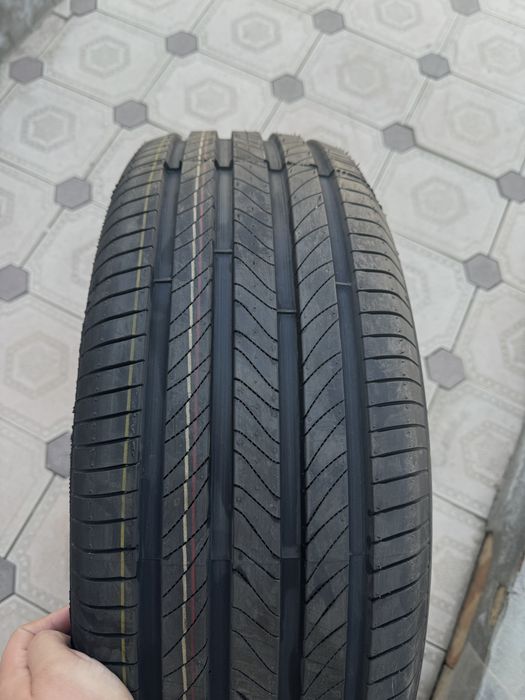 Шины 235/60/18 SUNFULL