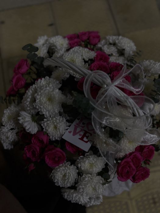 цветы свежие срочно продаю