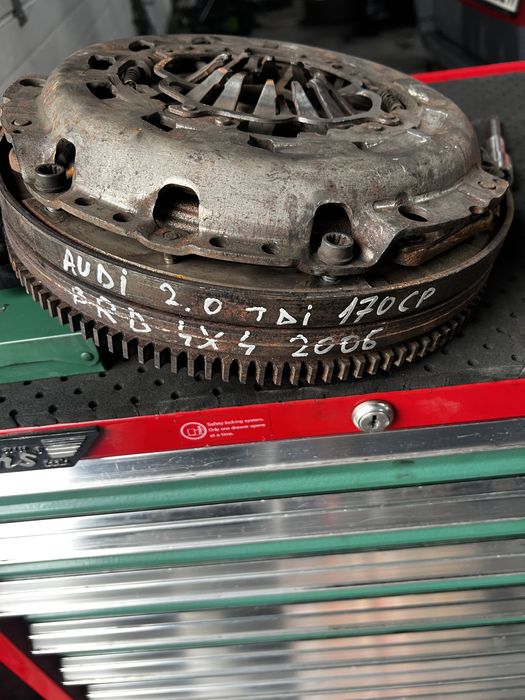 Volanta+ambreiaj masa dubla audi 2.0 tdi , 170 cp , 4x4 , Brd