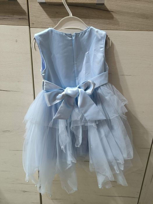 Продам платья для девочек