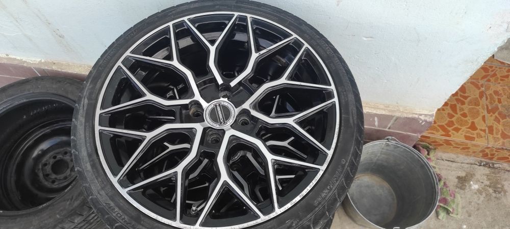 Диски r17 продам. Себе купил новые. На кобальт смотрятся чётко !