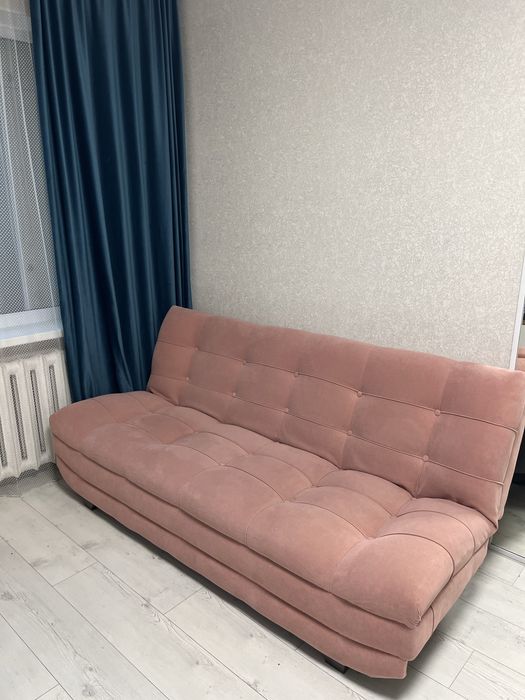 Диван продам. Срочно