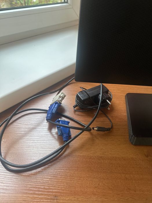 Монитор LG Flatron 20” — рабочий, недорого