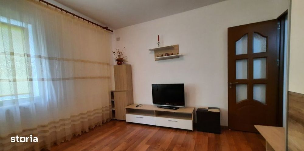 Garsoniera decomandata 13 Septembrie Drumul Sării