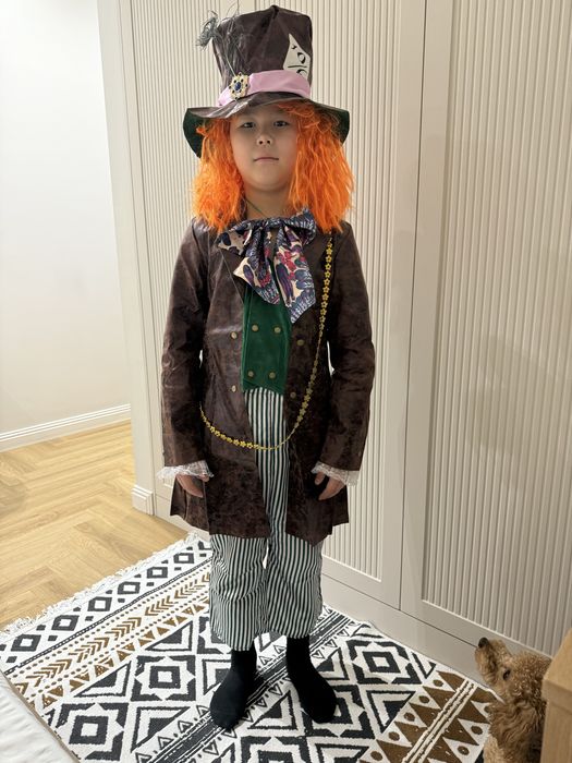 Напрокат костюм Шляпника