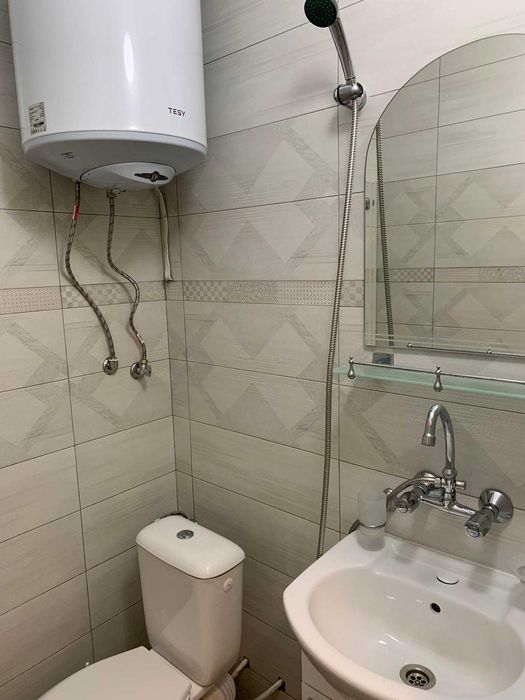 Дава се под наем Едностаен апартамент в Бургас, Лазур - 40 кв.м за 153 € - Снимка #18