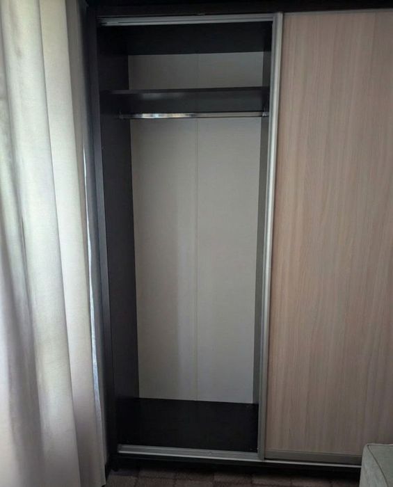Продам шкаф встроенный